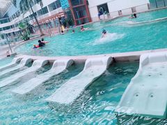 -龙脉温泉室内游泳馆