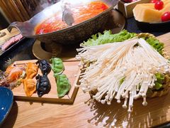 -湊湊火锅·茶憩(上海合生汇店)