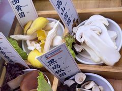 -阿婆情腊排骨火锅(金虹路店)