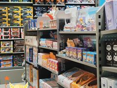 -潮品挚尚(五角场苏宁易购店)