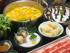 -鲜入唯煮·港式海鲜牛肉火锅(金宝街店)