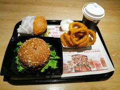 -The Habit Burger Grill 哈比特汉堡(复兴soho店)