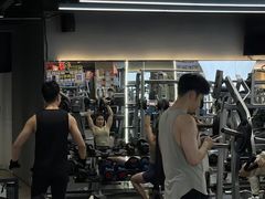 -超鹿运动(五四路恒力城店)