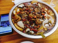 酸菜鱼-黑皮酸菜鱼(三山街店)