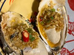 蒜蓉烤乳山生蚝-辉记炭烧海鲜大排档·老字号(福田店)