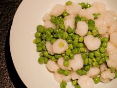 河虾仁炒小豌豆-庐灶江南·江南菜·四合院Bistro(东直门雍和宫·原华侨宾馆店)