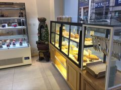 面包甜点陈列柜-执茶识麦(万达华府店)