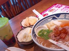 -鑫花溪牛肉米粉(景德路店)