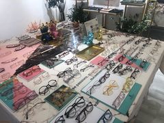 -肆兮眼镜·蔡司·徕卡战略合作店(大坪店)