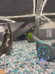 -MINI MARS 移动的空间站乐园·餐饮·派对(浦东金桥店)