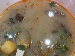 -小杨生煎(金山百联购物中心3楼店)