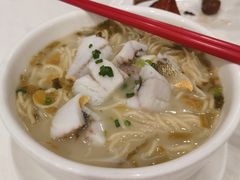 -金时代顺风大酒店(临港百联店)