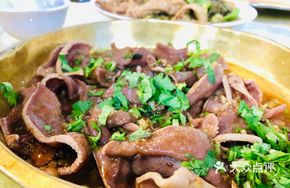 Shagiang-braised Pork Tongue