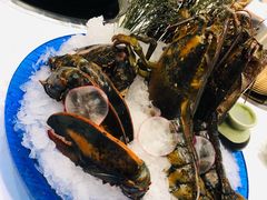波士顿龙虾-半岛听涛蒸汽海鲜自助(K11店)