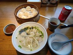 -馋三尺蟹粉小笼(人民广场店)
