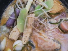 -杨光辉麻辣烫(华侨城商业中心店)