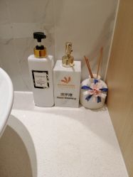 -香港倾城国际·美容美体中心