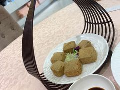 酥皮臭豆腐-绍兴饭店(大宁店)