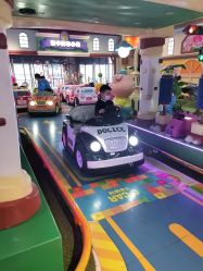 -纽西卡汽车小镇(大悦城店)