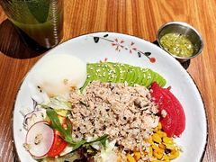 牛油果金枪鱼鸡肉poke-POKEE VIA&Brunch·维娅(重庆来福士店)