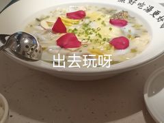 -江渔儿酸菜鱼·拔草餐厅(虎门君乐汇店)