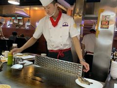 -利昂法式铁板主题餐厅(新奥购物中心店)