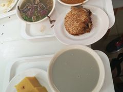 -老磁器口豆汁店(天坛店)