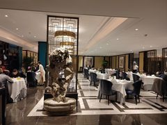 大堂-Yan Ting 宴庭中餐厅(上海静安瑞吉酒店)