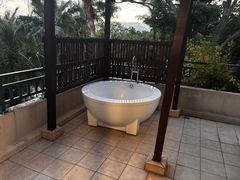 -三亚亚龙湾雅高美爵酒店