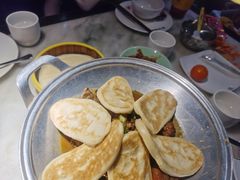 地锅本仔鸡-小菜园新徽菜(连云港海州吾悦店)