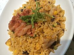 -百威KTV(恒福路店)