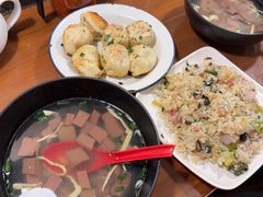 -舒蔡记生煎菜饭(云南中路店)
