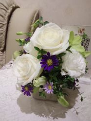 花艺沙龙-素颜秀·纹眉·野生眉·纹唇半永久