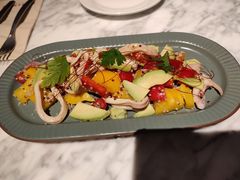 牛油果鱿鱼沙拉-HERB SPICE(来凤街店)