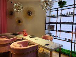 -MY WAY SALON