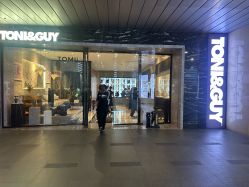 -TONI&GUY