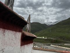 -比如骷髅墙景区