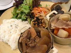 鸡肉烧萝卜-花蒲甜品(海信广场店)