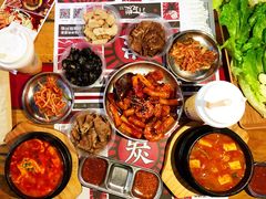 极品雪花牛肉-青瓦炭韩潮烤肉(花园道店)