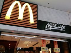门面-麦当劳(汉口火车站候车室店)