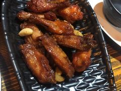 蜜汁鸡翅-老闵田螺馆·南昌特色小炒(梦时代店)