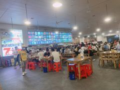 大堂-冶建镜子·老南昌大排档·江西虾王(总店)