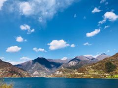 -硗碛藏寨·神木垒景区