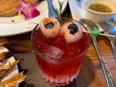 -Chom Cafe and Restaurant
