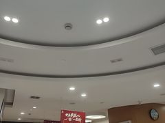 -雅悦齿科(顾村公园店)