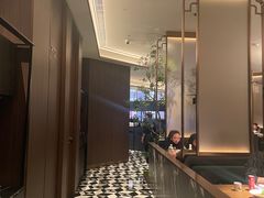 -新白鹿餐厅(滨江银泰店)