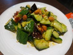 拍黄瓜-三个大叔烤羊肉串·歌手驻唱·碳烤鲜肉(西三旗店)