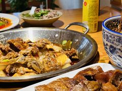 -大众跷脚牛肉馆·非遗传承单位(峨眉山店)