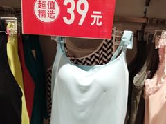 -优衣库(哈尔滨中央大街店)