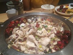 -小鱼小牛·鱼牛干锅·脆鱼火锅(世欧广场店)